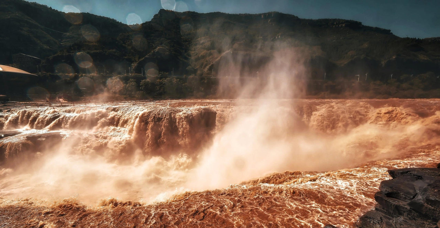 2 Days 1 Night Group Tour to Yan’an, Shaanxi, Hukou Waterfall, and Yellow Emperor Mausoleum